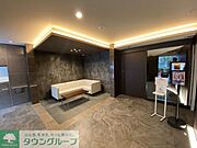 タウンハウジングレジデンス事業部　恵比寿店・赤坂店までお問合せ下さい。