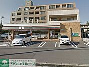 セブンイレブン横浜田奈駅東店 900m
