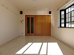 ソフィア 205 2階1Kのリビング/ダイニング