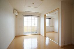 サニーヴィレッジ3 102 1階2LDKのリビング/ダイニング