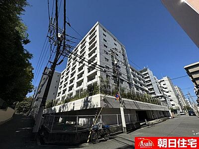 外観：≪外観≫ 昭和50年築のマンションですが、綺麗に保たれております。