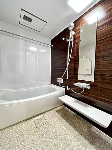 浴室 ルネ神戸旧居留地109番地 7階/-