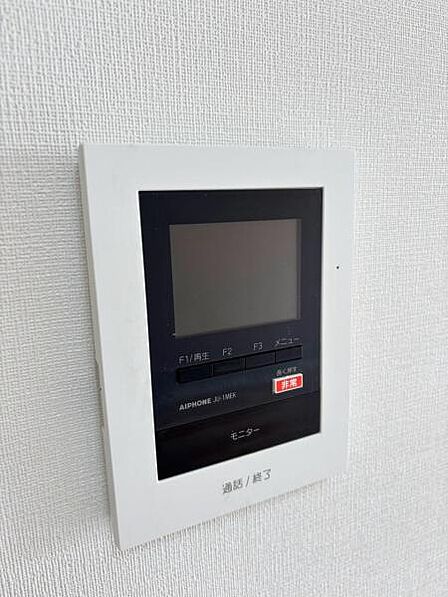 TVモニター付きインターフォンがあると安心ですね。