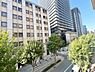 その他：周辺は高級マンションが建ち並ぶエリアです。