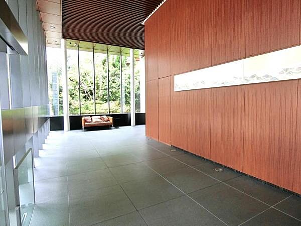 エントランスを拡大表示