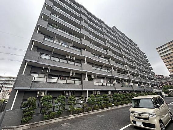 総戸数66戸の...
