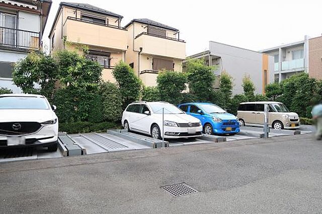 駐車場 ロータリーハイツ国立　A棟 4階/-