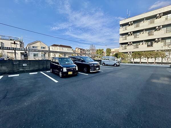 駐車場を拡大表示