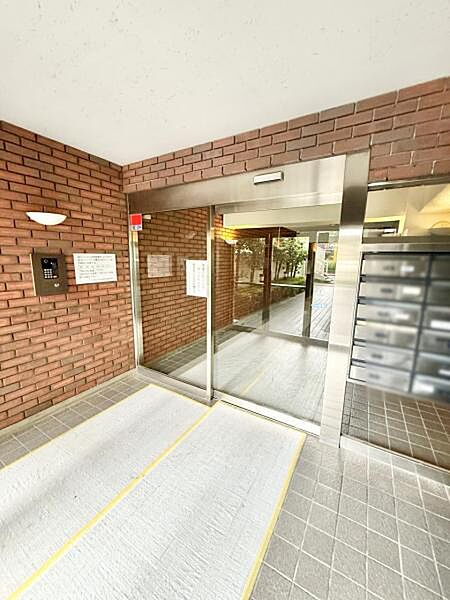 エントランスを拡大表示