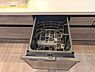 キッチン：キッチンにはビルトイン食洗器内蔵。毎日の洗い物が楽ちんです