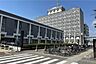周辺：尼崎市役所の外観