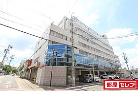 松軒ビル  ｜ 愛知県名古屋市千種区松軒1丁目5-7（賃貸マンション1K・7階・24.00㎡） その1