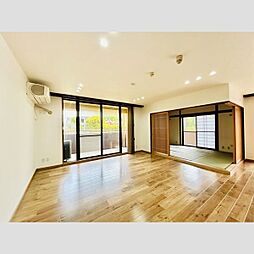 ダイアパレス本山 6階3LDKのリビング/ダイニング