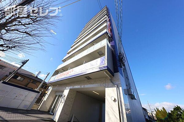 STUDIO KANAREBASHI