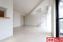 ローズガーデン楠元 4階1LDKのリビング/ダイニング