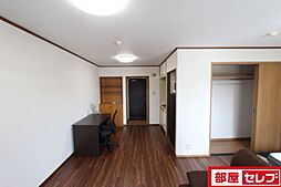 グランコール本山 1階ワンルームのリビング/ダイニング