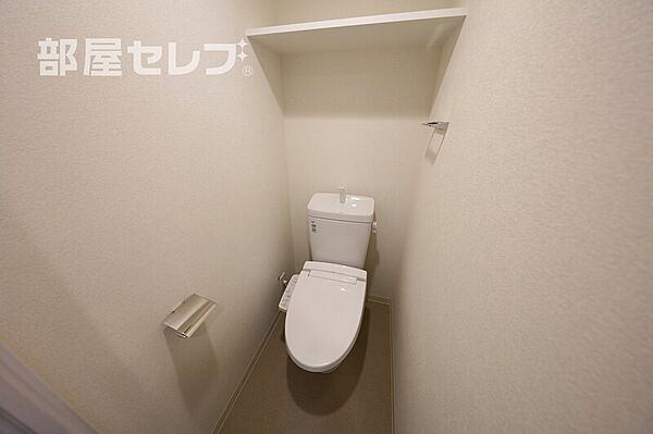 プレサンス新栄リベラ