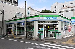 ファミリーマート今池駅前店 114m