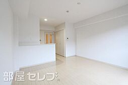 マ・メゾン 2階ワンルームのリビング/ダイニング