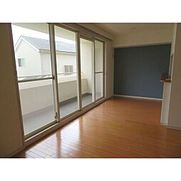 メゾンルミナス 2階3LDKのリビング/ダイニング