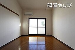 コーラル観月 3階1Kのリビング/ダイニング