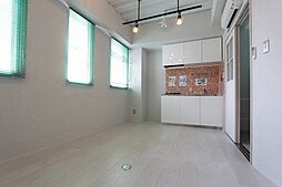 BOX HOUSE 4階ワンルームのリビング/ダイニング