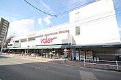 バロー一社店 868m