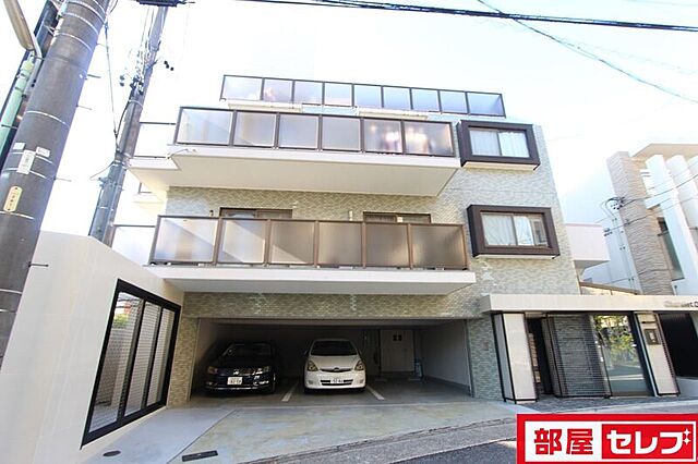 2 / 10