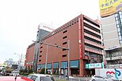 北野エース三越星ヶ丘店 905m