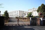 名古屋市立東星中学校 562m