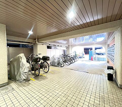 駐輪場