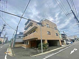 メゾン鶴羽  ｜ 愛知県名古屋市昭和区鶴羽町２丁目（賃貸マンション2LDK・3階・63.27㎡） その1