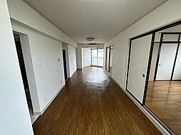 ST PLAZA ARAHATA（旧伊藤コーポ） E-1 5階2LDKのリビング/ダイニング