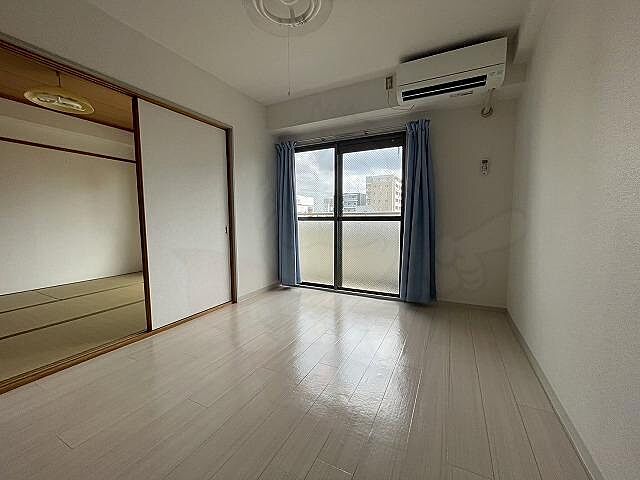 寝室