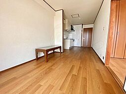 名古屋市営鶴舞線 いりなか駅 徒歩9分の賃貸マンション 4階2LDKのリビング/ダイニング