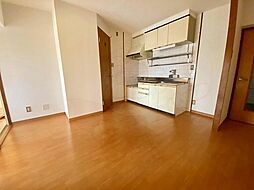 名古屋市営桜通線 桜山駅 徒歩8分の賃貸マンション 4階3DKのリビング/ダイニング