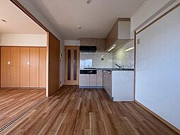 名古屋市営鶴舞線 塩釜口駅 徒歩14分の賃貸マンション 4階2DKのリビング/ダイニング