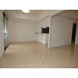 VERDE CUESTA覚王山 2階2LDKのリビング/ダイニング