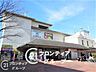 周辺：イズミヤ学園前店 徒歩9分。 690m