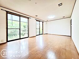 奈良市東登美ヶ丘6丁目　中古一戸建て 4LDKのリビング/ダイニング