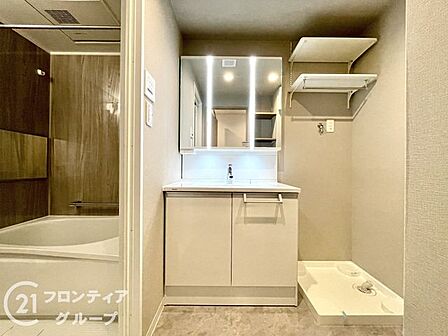 機能的な洗面所で、朝の準備がスムーズに進ますね！念願のマイホーム購入をお手伝いいたします