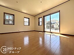 橿原市小槻町　中古一戸建て 4LDKのリビング/ダイニング