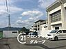 周辺：木津川市立泉川中学校 徒歩25分。 1980m