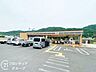 周辺：セブンイレブン平群平等寺店 徒歩7分。 527m