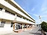 周辺：生駒市立大瀬中学校 徒歩22分。 1700m