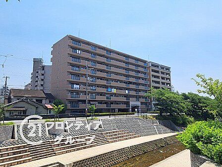 お客様にあった住宅ローンをご提案させていただきます