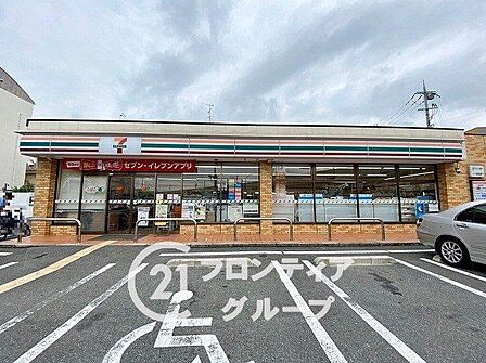 セブンイレブン奈良西木辻町店 徒歩5分。 370m