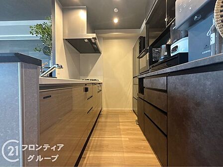 はじめてのご相談でも、経験豊富なスタッフが丁寧にお話を伺います。住まいのことで気になることがあれば、いつでもお声がけください