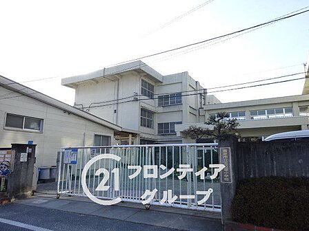 香芝市立五位堂小学校 徒歩3分。 220m