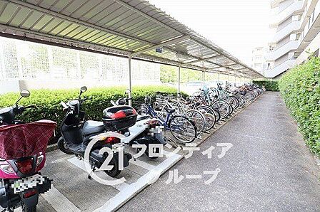 物件から受けた印象や、周辺の生活環境への疑問まで、気になることを何でも話してみてください。暮らしのイメージを一緒に整理していきましょう